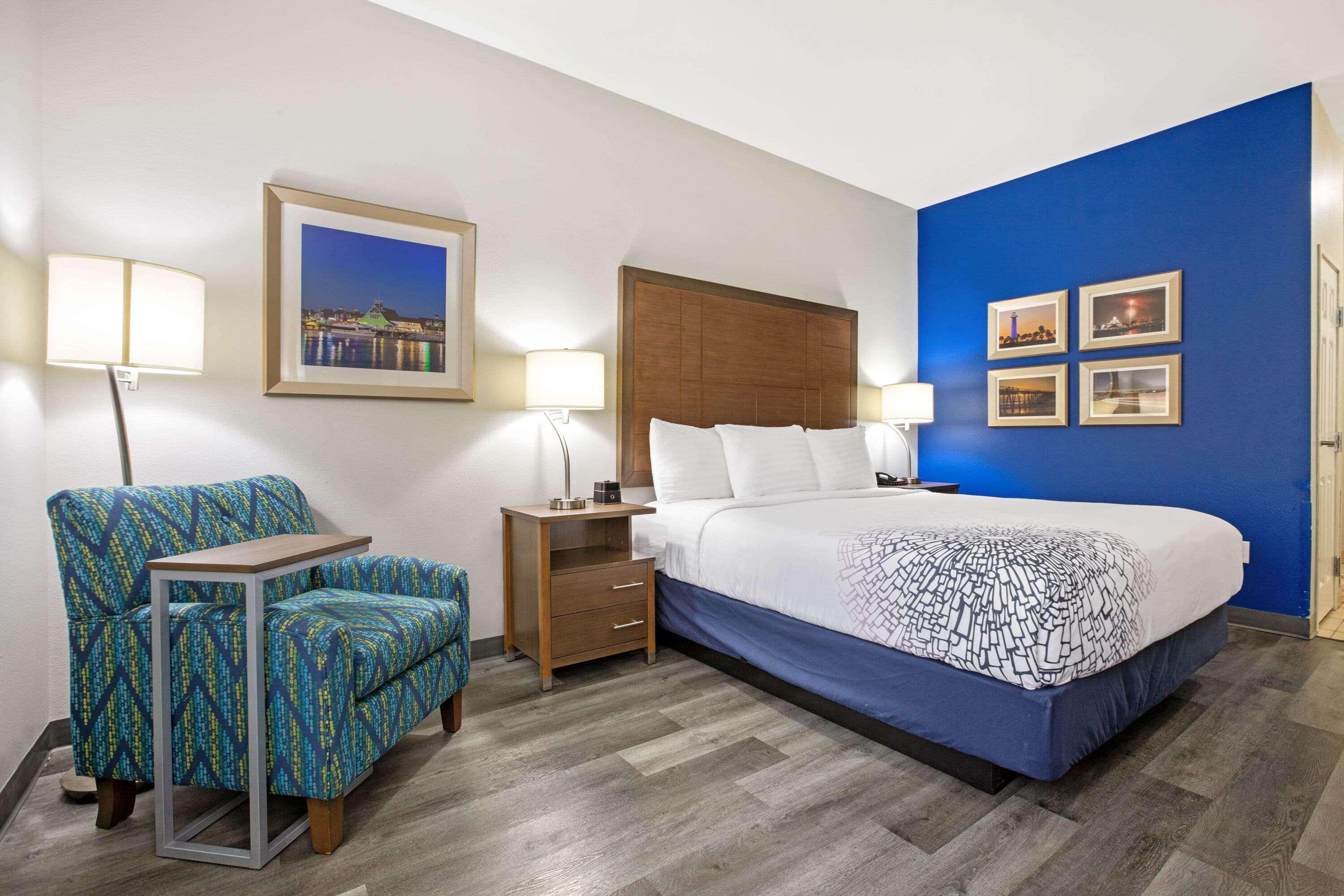 La Quinta By Wyndham Ne Long Beach/Cypress Hawaiian Gardens Exterior foto