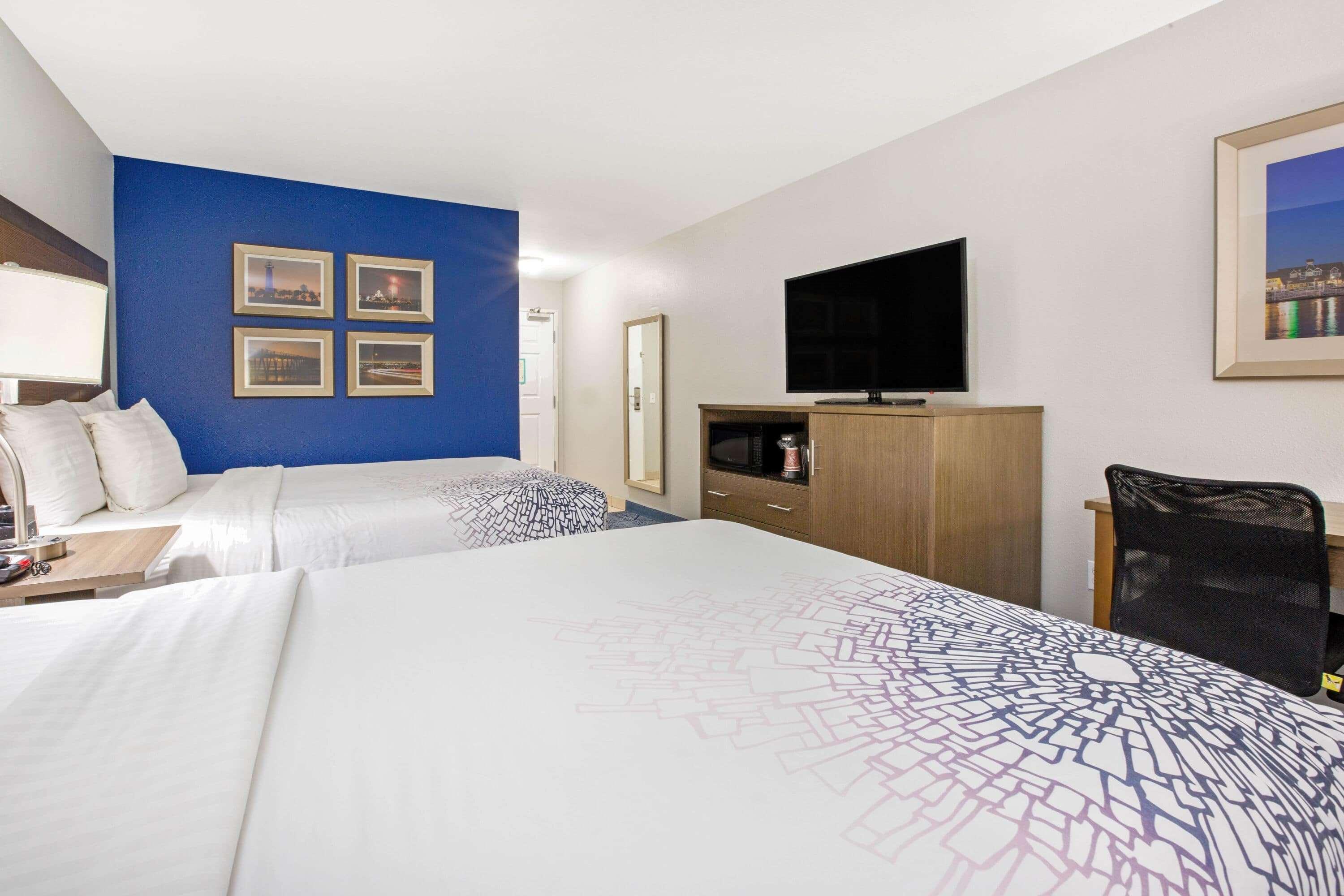 La Quinta By Wyndham Ne Long Beach/Cypress Hawaiian Gardens Exterior foto