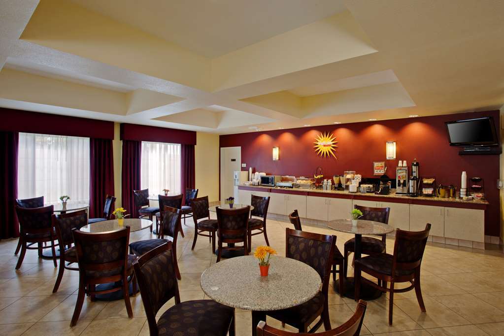 La Quinta By Wyndham Ne Long Beach/Cypress Hawaiian Gardens Restaurante foto