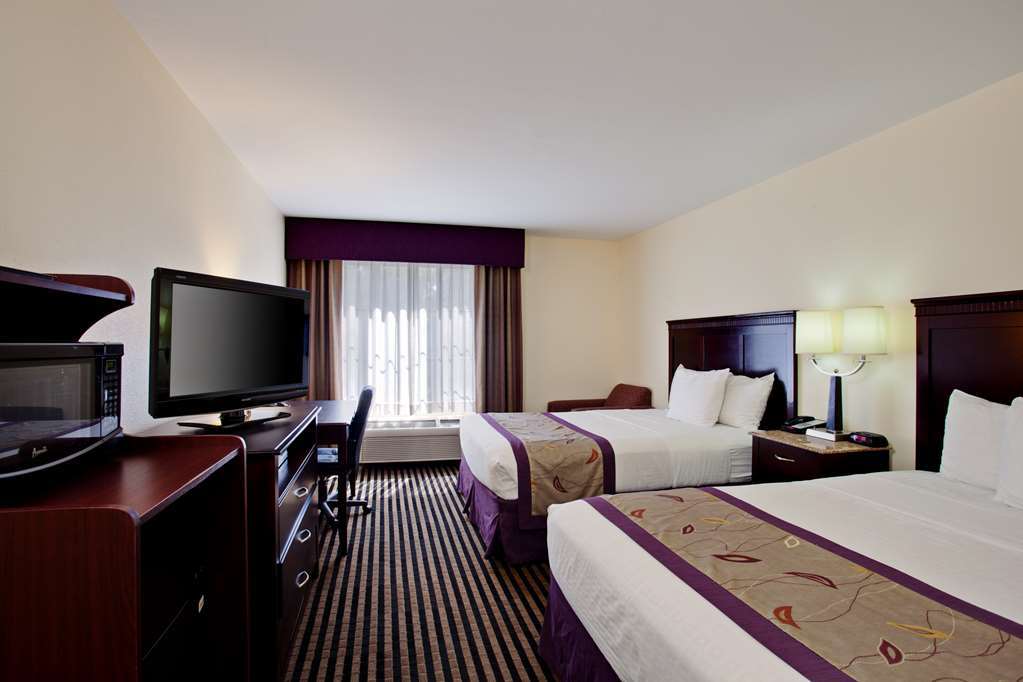 La Quinta By Wyndham Ne Long Beach/Cypress Hawaiian Gardens Quarto foto